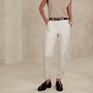 Banana Republic White Mid-Rise Pants